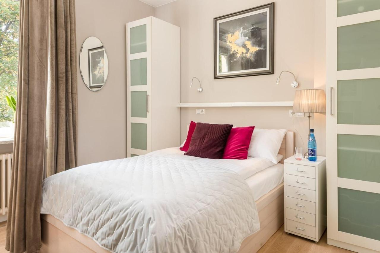 Rent Like Home - Nowy Swiat 47A Warschau Exterior foto