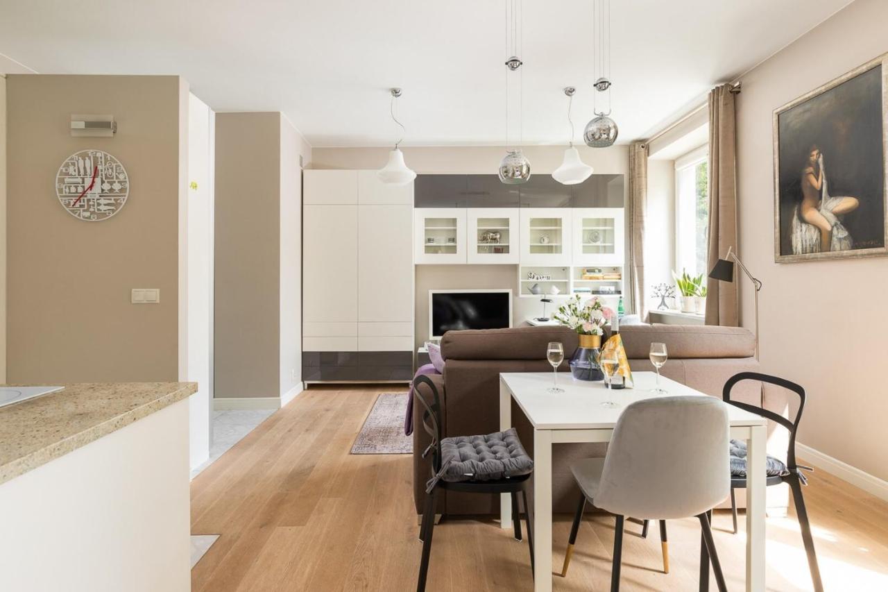 Rent Like Home - Nowy Swiat 47A Warschau Exterior foto